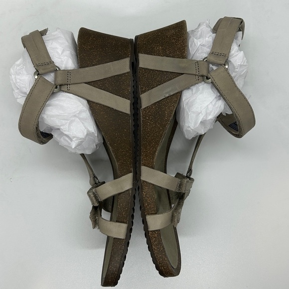 Teva Ysidro Universal Wedge Taupe Sand Sandals SN 1015119 Women's Size 10 US - Picture 9 of 11
